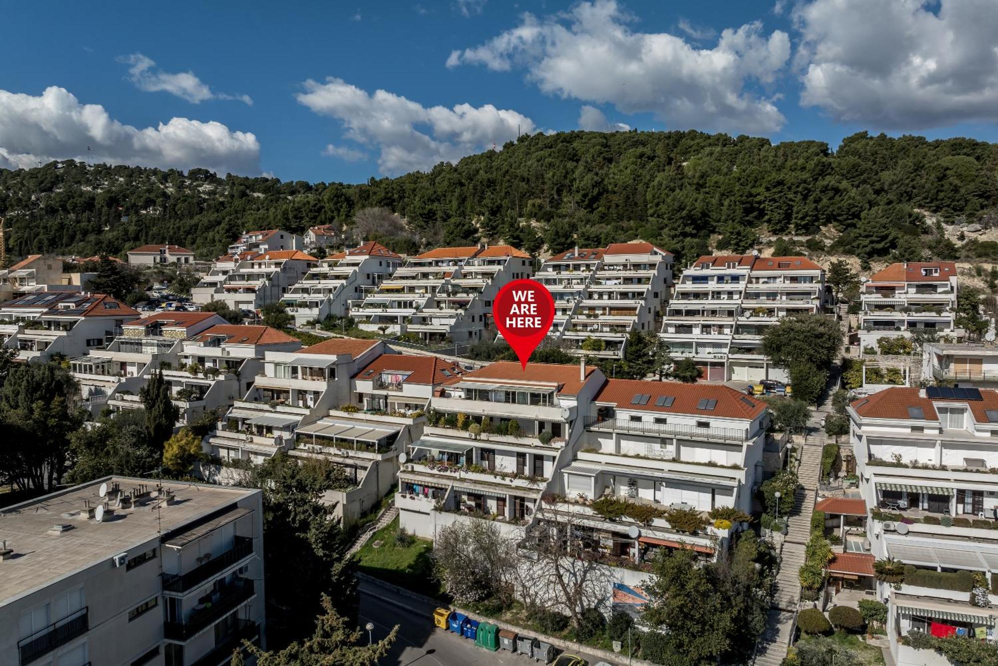 Urban Utopia Penthouse With Private Parking Apartman